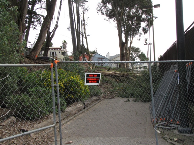 Walkway-from-playground1